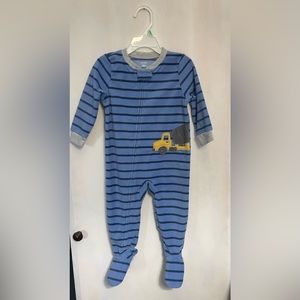 Carters 18m footed zip up pajamas